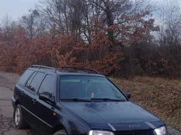 Авто Volkswagen Golf 1996 № 8423895