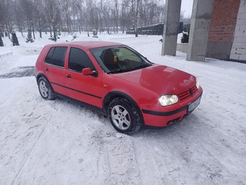 Авто Volkswagen Golf 1998 № 8423927