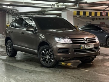 Авто Volkswagen Touareg 2010 № 8424057