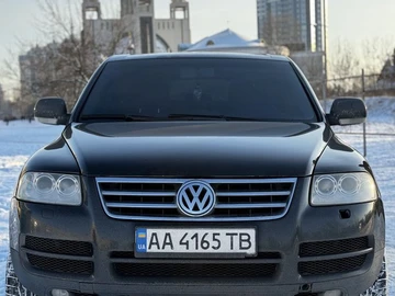 Авто Volkswagen Touareg 2004 № 8424168