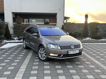 Авто Volkswagen Passat Variant 2012 № 8424467