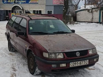 Авто Volkswagen Passat Variant 1995 № 8424526