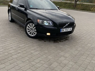 Авто Volvo V50 2006 № 8424527