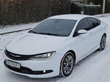 Авто Chrysler 200 2014 № 8424532