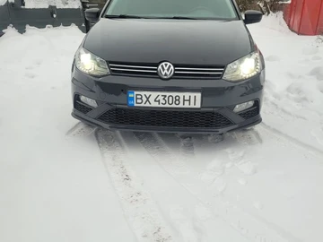 Авто Volkswagen Polo 2013 № 8424711
