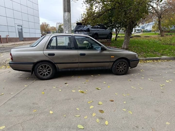 Авто Nissan Sunny 1992 № 8424738