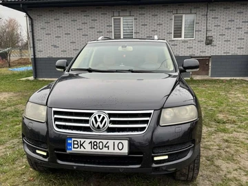 Авто Volkswagen Touareg 2005 № 8424742