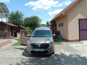 Авто Renault 4 2015 № 8424829