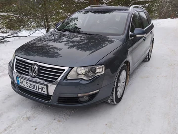 Авто Volkswagen Passat Variant 2010 № 8424998