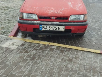 Авто Nissan Sunny 1994 № 8425098