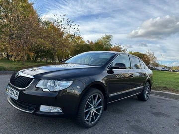 Авто Skoda Superb 2013 № 8425306