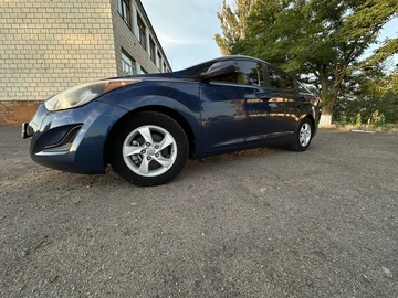 Авто Hyundai Elantra 2015 № 8425318