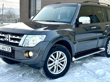 Авто Mitsubishi Pajero 2012 № 8425319