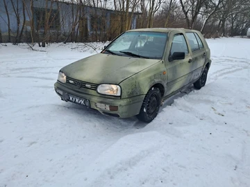Авто Volkswagen Golf 1996 № 8425343
