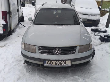 Авто Volkswagen Passat Sedan 1999 № 8425346