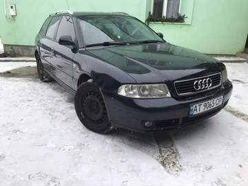 Авто Audi A4 1999 № 8425438