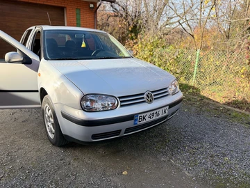 Авто Volkswagen Golf 1999 № 8426644