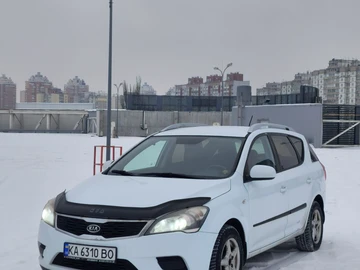 Авто KIA Cee X27 D 2012 № 8426816