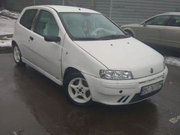 Авто Fiat Punto 2002 № 8427100