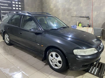 Авто Opel Vectra 1999 № 8427456