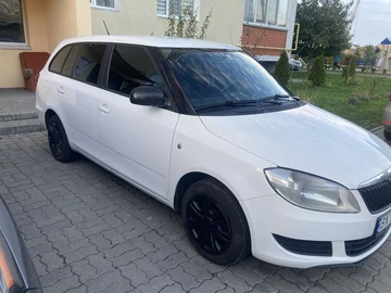 Авто Skoda Fabia 2012 № 8427858