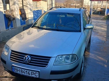 Авто Volkswagen Passat Variant 2002 № 8427862