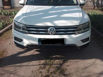 Авто Volkswagen Tiguan 2020 № 8427990
