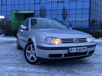 Авто Volkswagen Golf 2000 № 8428137