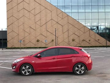 Авто Hyundai I30 2013 № 8428338