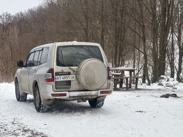 Авто Mitsubishi Pajero 2001 № 8428494