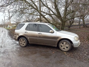 Авто Mercedes Ml Серия 2005 № 8428498