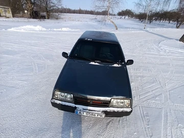 Авто ВАЗ 21099 1991 № 8428945