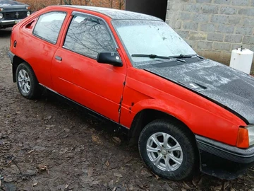 Авто Opel Kadett 1987 № 8429001