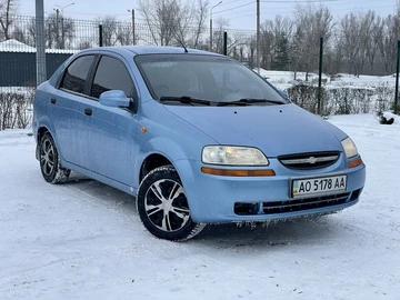Авто Chevrolet Aveo 2005 № 8429276