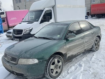 Авто Audi A4 2000 № 8429543