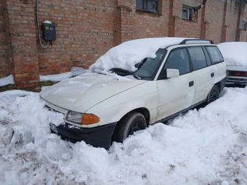Авто Opel Astra 1992 № 8429707