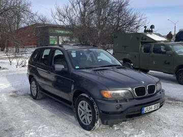 Авто BMW X5 2002 № 8429891