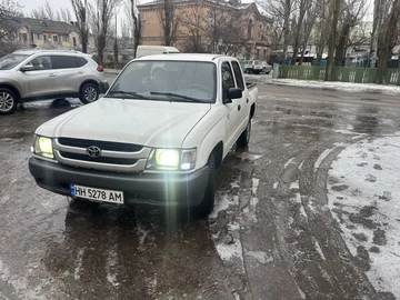 Авто Toyota Hilux Pick Up 2003 № 8430040