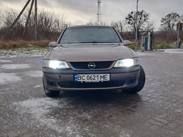 Авто Opel Vectra 1998 № 8430174