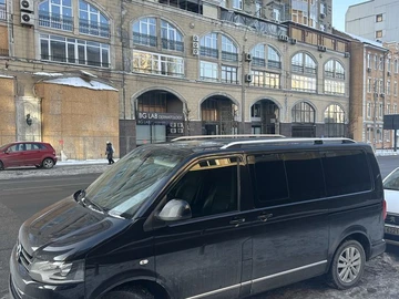 Авто Volkswagen Multivan 2015 № 8430182