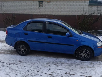 Авто Chevrolet Aveo 2005 № 8430346