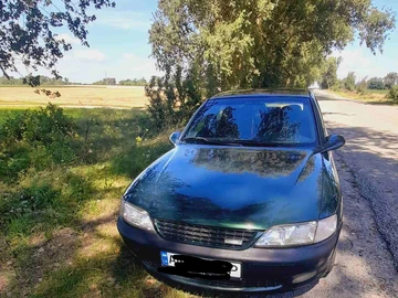 Авто Opel Vectra 1998 № 8431014