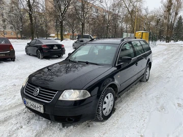 Авто Volkswagen Passat Variant 2003 № 8431112
