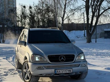 Авто Mercedes Ml Серия 2000 № 8431132