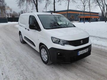Авто Peugeot Partner 2020 № 8431253