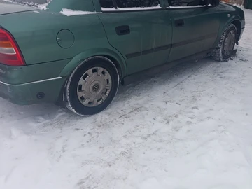 Авто Opel Astra 2005 № 8431288