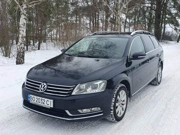 Авто Volkswagen Passat Variant 2012 № 8431370