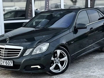 Авто Mercedes 220 2009 № 8431498