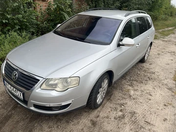 Авто Volkswagen Passat Variant 2006 № 8431503