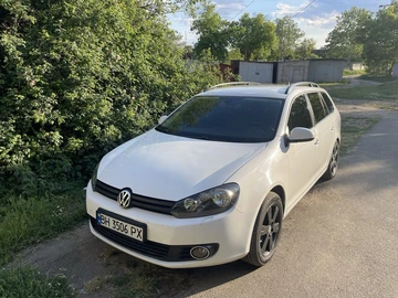 Авто Volkswagen Golf 2010 № 8431555